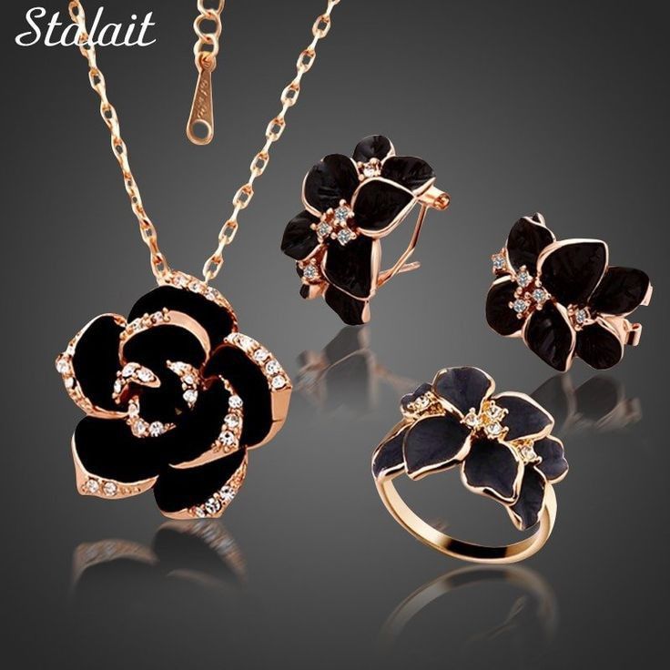 Zarcon necklace set with earrings and tika for girls and women