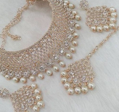 Zarcon necklace set with earrings and tika for girls and women