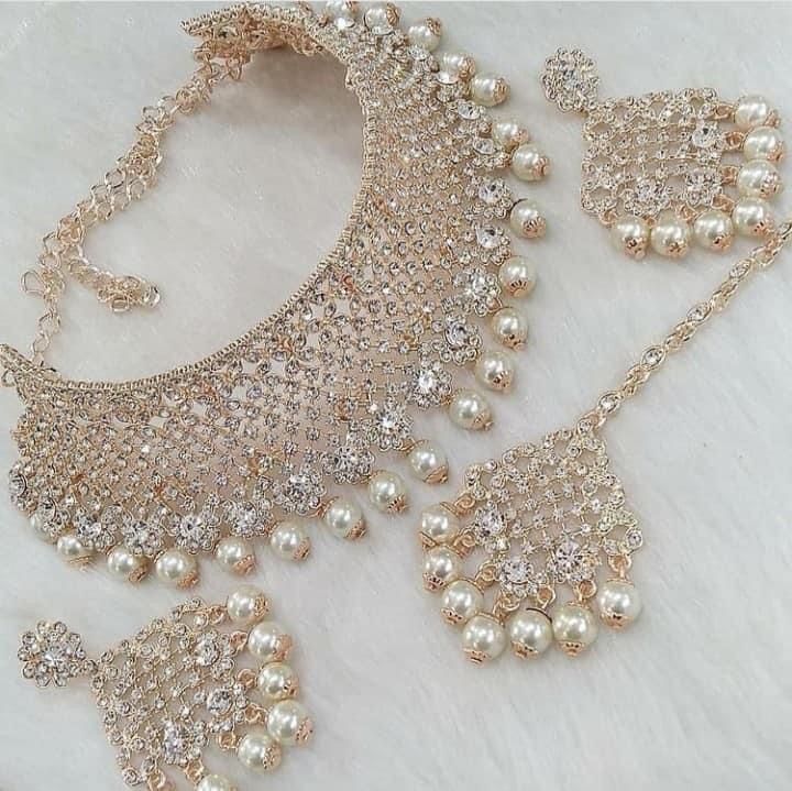Luxury Twisted Pearl Bridal Choker Set with Sage Meenakari & Polki Kundan